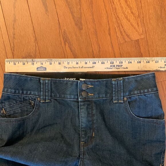 Lane Bryant size 14 tighter tummy technology. Slimming waistband & bootcut - Picture 7 of 10